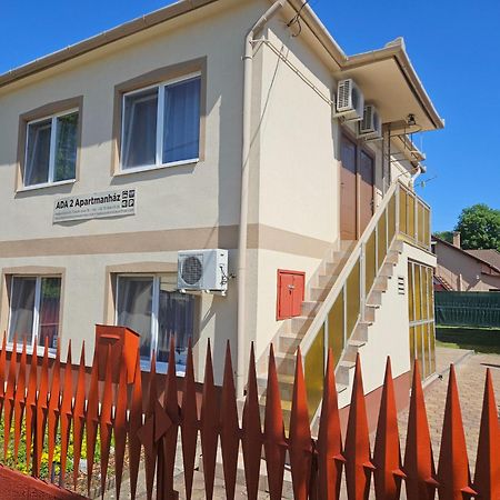 Hajdúszoboszló Ada 2 Apartmanhaz מראה חיצוני תמונה