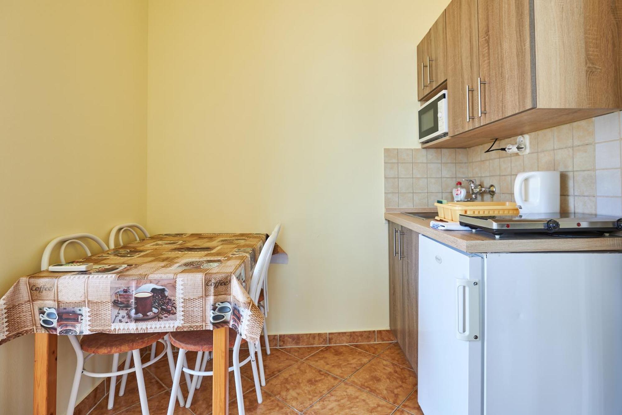 Hajdúszoboszló Ada 2 Apartmanhaz מראה חיצוני תמונה