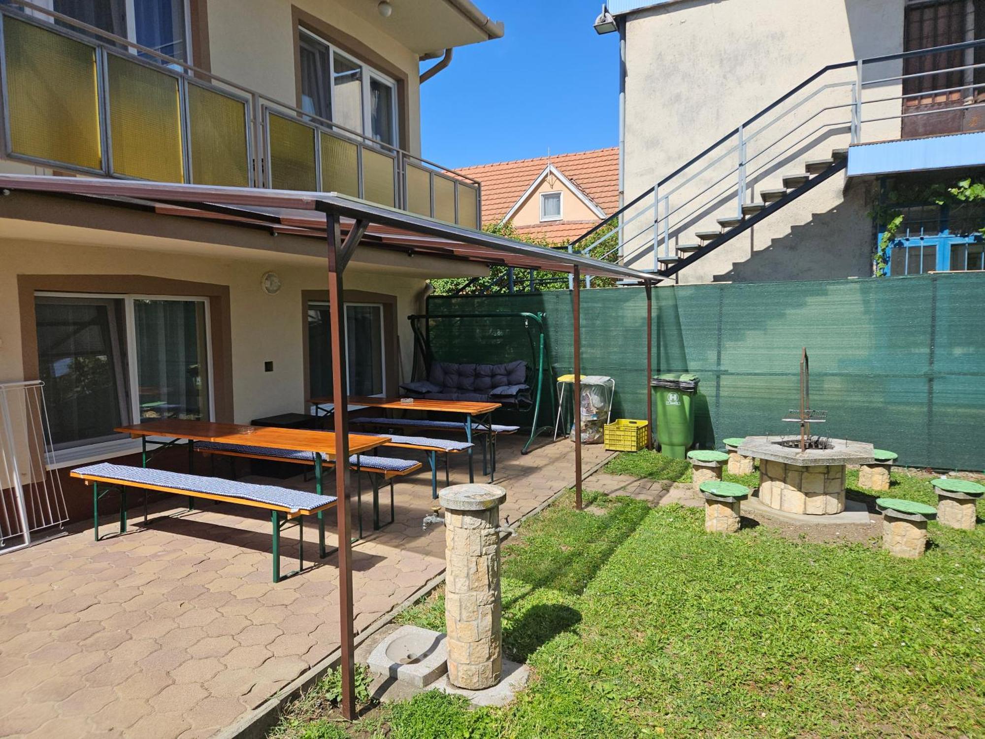 Hajdúszoboszló Ada 2 Apartmanhaz מראה חיצוני תמונה
