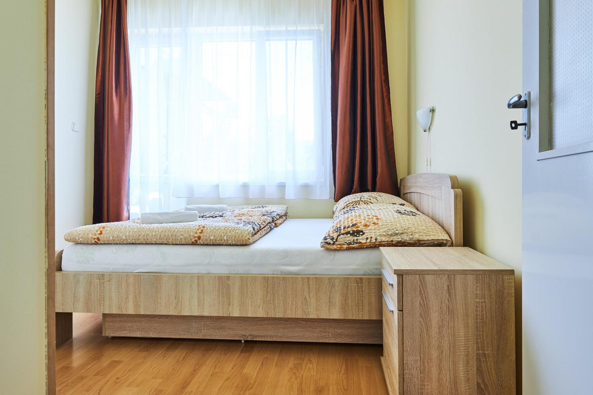 Hajdúszoboszló Ada 2 Apartmanhaz מראה חיצוני תמונה